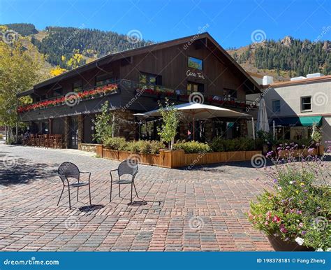 Fall Season View of Casa Tua Restaurant Editorial Photo - Image of area, colorado: 198378181