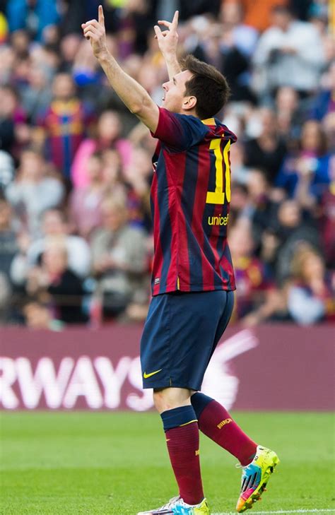 All hail Messi... the king of 'El Clasico' goals! - Rediff Sports