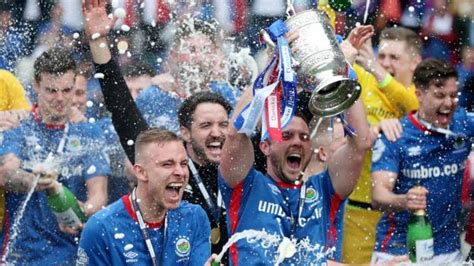 Northern Ireland Football League to seek extension of 2019-20 season - BBC Sport