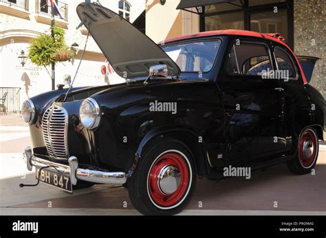 Antique auto show hi-res stock photography and images - Alamy