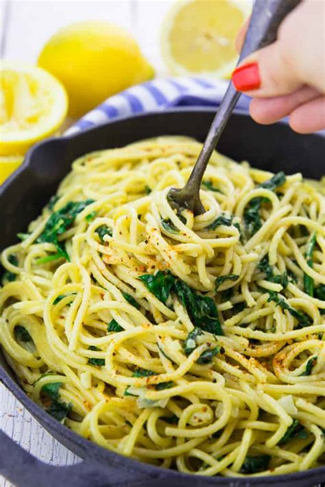 Lemon Spaghetti with Spinach (One Pot) - Vegan Heaven