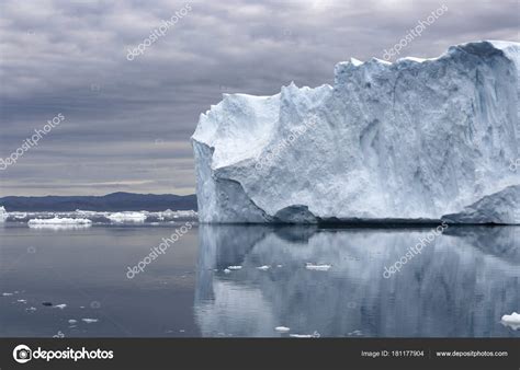 Polar Regions Earth Icebergs Various Forms Sizes Climatic Changes Growth ⬇ Stock Photo, Image by ...