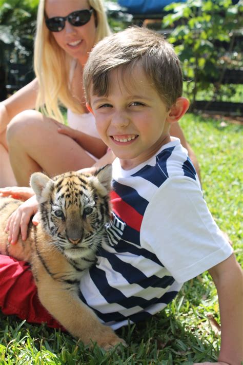Interactive encounter at Dade City's Wild Things in Florida. @Sonya Mathew We should totally ...