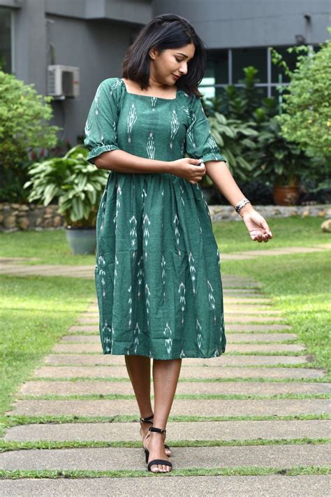 Avocado green ikat midi dress – Vetchi