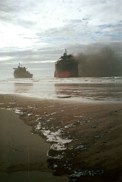 Free picture: burning, ship, wreck