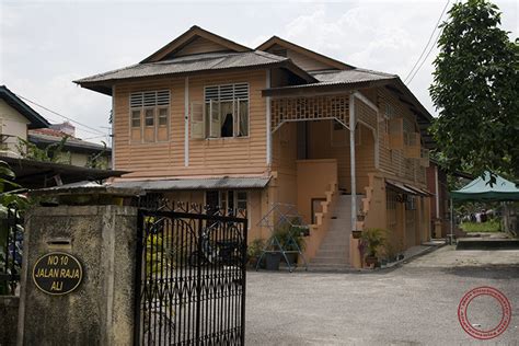 Traditional Architecture of Kampung Baru | SkyscraperCity Forum