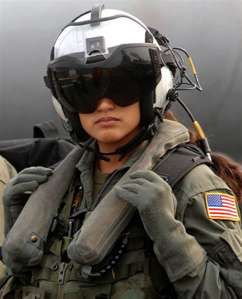 27 Pictures Of Women Fighter Pilots From Around The World