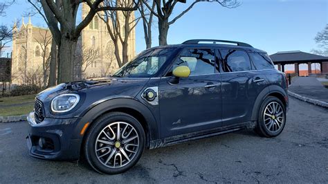 2019 Mini Countryman Plug-In Hybrid Review: A Mini Adventure In NYC | Automobile Magazine