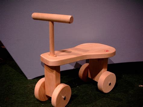 natural Baby and Kids Toys : Wooden Ride On Toy