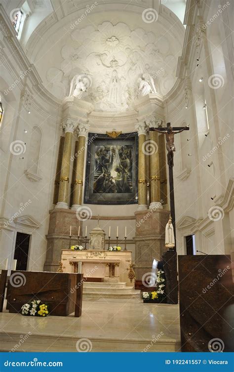 Fatima, 23th July: Church Interior Details from the Sanctuary of Our ...