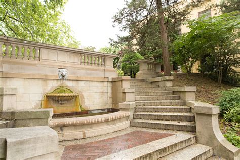 A Surprise Proposal on the Spanish Steps in Washington, DC | Arisa and ...