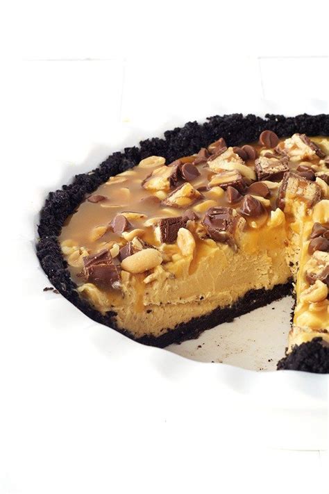 Snickers Peanut Butter Oreo Pie | Recipe | Peanut butter oreo, Snickers peanut butter, Oreo pie