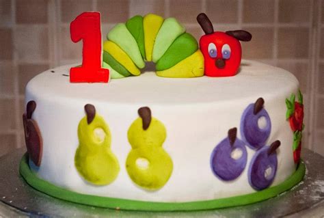 The Very Hungry Caterpillar Cake and Cupcake Ideas - Crafty Morning