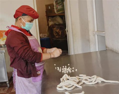 Drukpa - Our nuns cook Ladakhi skyu at Druk Amitabha...