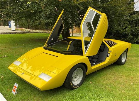 Arriba 34+ imagen the first lamborghini - Abzlocal.mx