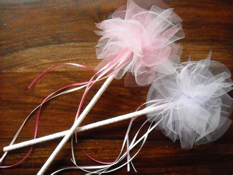 I'm a Yarner: Tulle Fairy Wand Tutorial