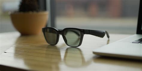 Bose Frames Review: Audio sunglasses with classic looks and good sound