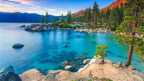 Sand Harbor, Lake Tahoe at sunset, Nevada, USA | Windows Spotlight Images