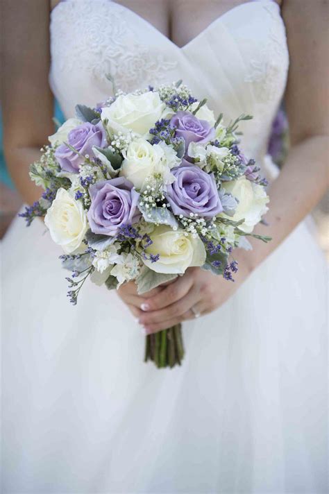 purple and white rose wedding bouquet green weddings #WhiteAnd #PurpleWeddingBouquets | Purple ...