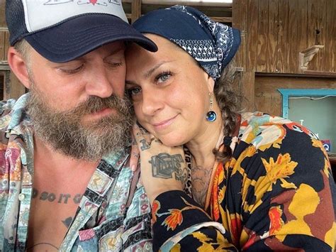 American Pickers star Danielle Colby shares rare pic with fiancé Jeremy Scheuch | Danielle colby ...