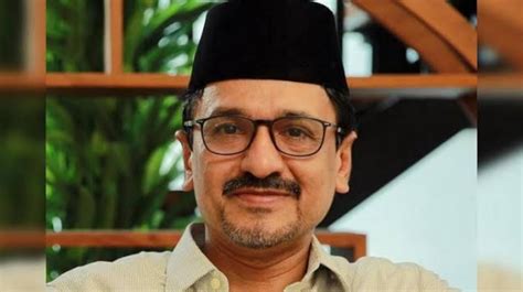 55-yr-old Panakkad Syed Sadiq Ali Shihab Thangal takes over as IUML ...