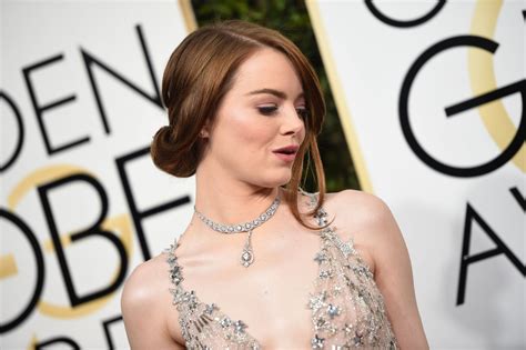 Emma Stone's Super Awkward Hug at the Golden Globes Is All of Us | Glamour