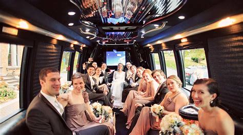 Party Bus Chicago | Party Bus Rental | Chicago Party Bus Wedding | Limo ...