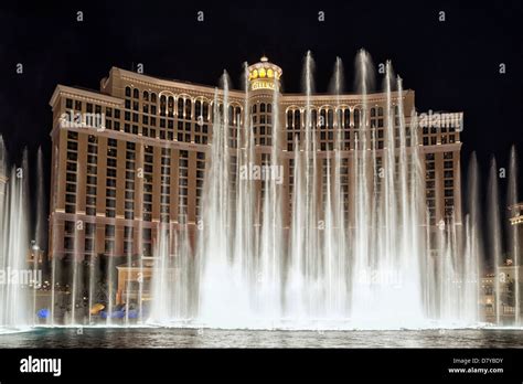 Bellagio Fountains - Las Vegas- Nevada - USA Stock Photo - Alamy