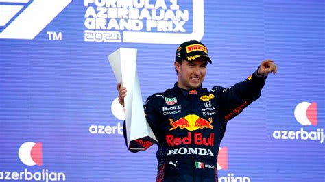 Perez wins Azerbaijan GP after Verstappen crashes from lead | CTV News | Autos