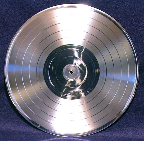 Gold Records Custom Made: Manufacturer of Commemorative Awards