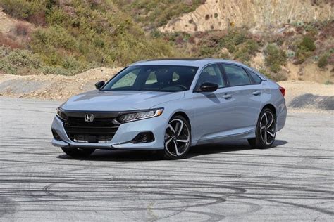 2021 Honda Accord Sport 2.0T looks sharp in Sonic Gray | Honda accord ...