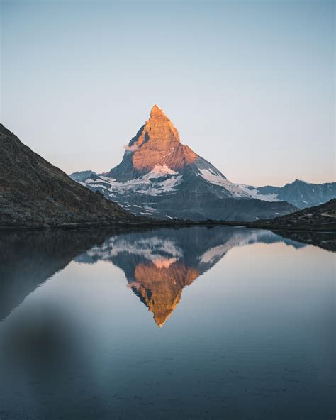 Matterhorn at sunrise [OC] [3670x4587] [IG@jcadosch] : r/EarthPorn