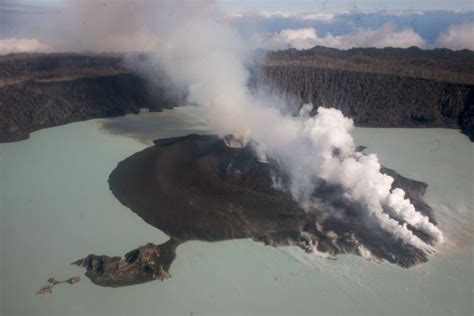 Volcano erupts on Pacific island in Vanuatu, forcing all residents to evacuate - National ...