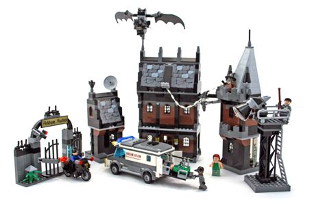 Arkham Asylum - LEGO set #7785-1 (Building Sets > Batman)