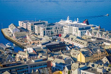 ALESUND, NORWAY - APRIL 04, 2018: Beautiful Outdoor View of Colorful ...