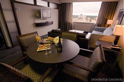 Radisson Hotel Winnipeg Downtown | Book Your Dream Self-Catering or Bed ...