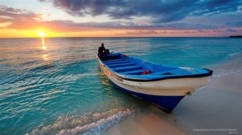 Boat at Sunset (2560×1440) Beach Island Wallpaper Widescreen gross (2560×1600) Südsee, Urlaub am ...