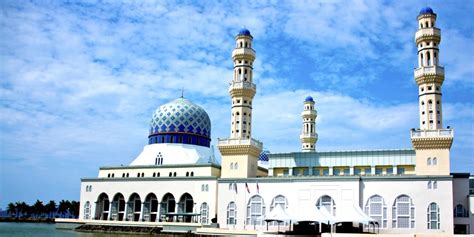 Kota Kinabalu City Mosque - The Floating Moasque