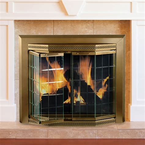 Pleasant Hearth Grandior Bay Medium Bifold-Style Glass Door Fire Screen ...