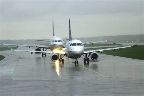 United UA 3511 Flight Status - SpotterLead