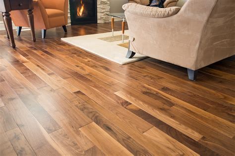 Walnut, Natural - BreezeWood Floors