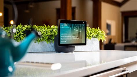 Amazon Echo Show 10 review: A smart display on the move - CNET