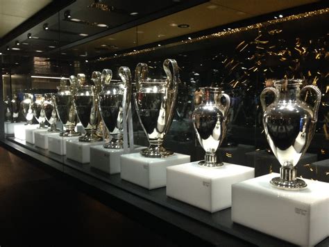 Come To Santiago Bernabeu, Real Madrid CF Headquarters - Traveldigg.com