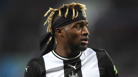 'No chance of seeing Saint-Maximin leave' - Bruce vows to keep PSG target at Newcastle ...