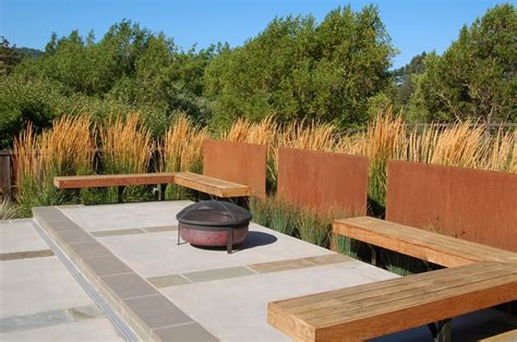 Built In Patio Seating - Landscaping Network