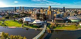 Adelaide - Wikipedia