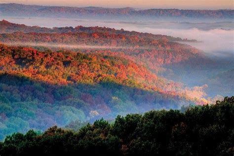 Top 6 Fall Foliage Destinations in Indiana (2024)