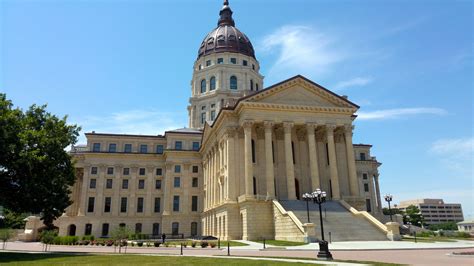 Capitol building : Topeka Kansas | Visions of Travel