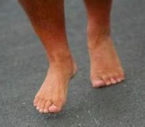 Running Barefoot... Are You Prone to Less Injuries? - Chiropractor in Chicago