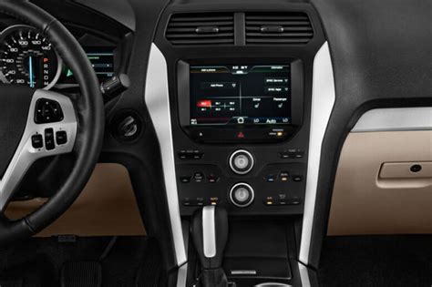 2015 Ford Explorer: 81 Interior Photos | U.S. News